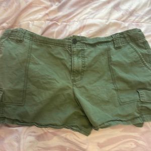 Old Navy Cargo Short Shorts